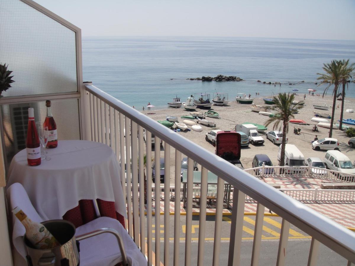 Hostal Costa Sol Castell de Ferro Esterno foto