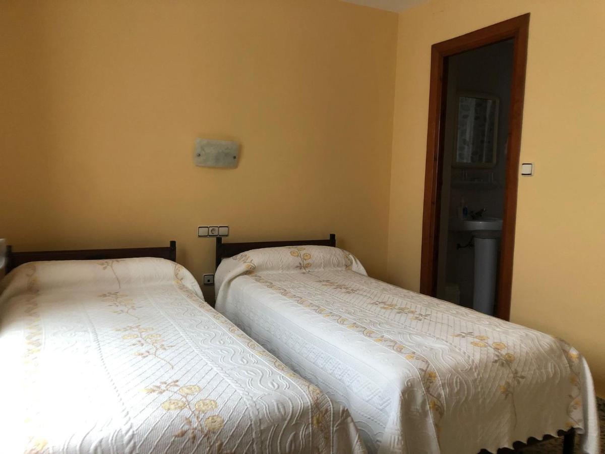 Hostal Costa Sol Castell de Ferro Esterno foto